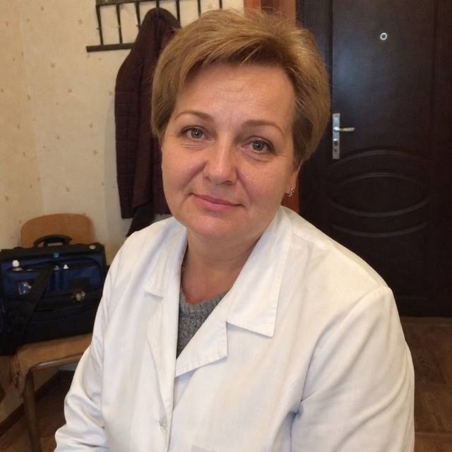 Фото-иллюстрация: ветеринарный кардиолог на домашнем визите